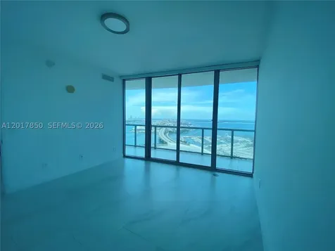 888 Biscayne Boulevard Miami FL 33132