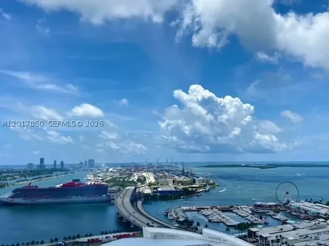 888 Biscayne Boulevard Miami FL 33132