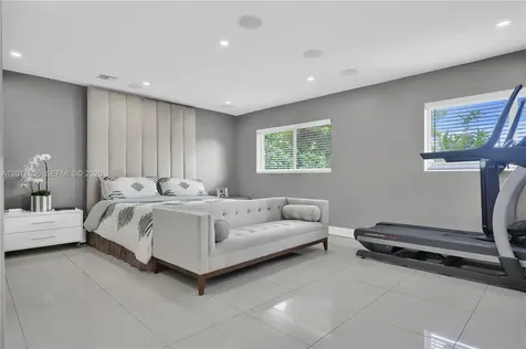 5241 SW 104th Avenue Miami FL 33165