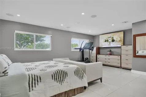 5241 SW 104th Avenue Miami FL 33165