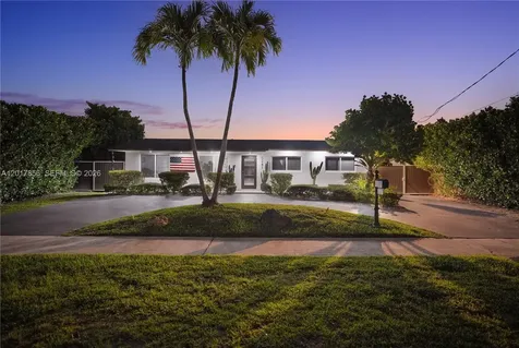5241 SW 104th Avenue Miami FL 33165