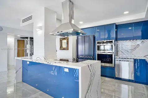 11111 Biscayne Boulevard Miami FL 33181
