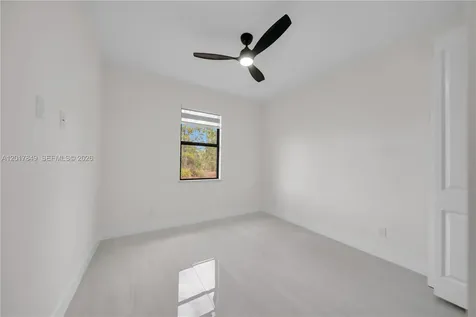 301 E 17th Street Lehigh Acres FL 33972