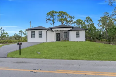 301 E 17th Street Lehigh Acres FL 33972