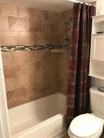 7235 NW 179th Street Hialeah FL 33015
