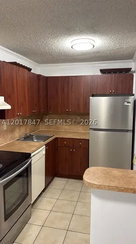 7235 NW 179th Street Hialeah FL 33015