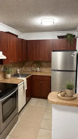 7235 NW 179th Street Hialeah FL 33015