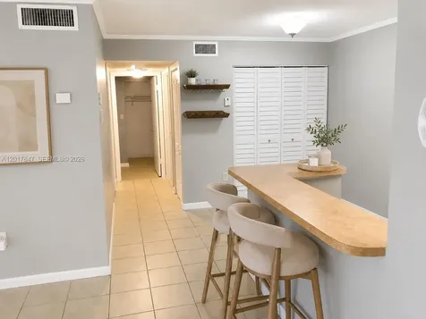 7235 NW 179th Street Hialeah FL 33015