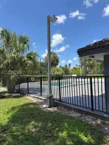 7235 NW 179th Street Hialeah FL 33015