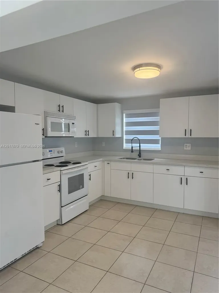 20500 SW 114th Place Miami FL 33189