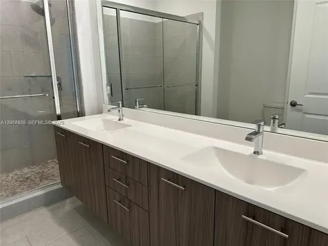 8201 NW 41st Street Doral FL 33166