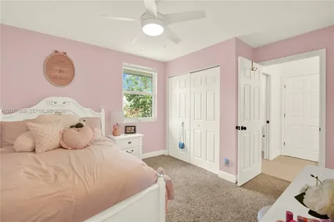 10851 London Street Cooper City FL 33026