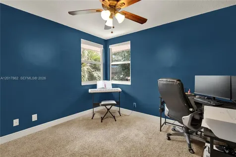 10851 London Street Cooper City FL 33026