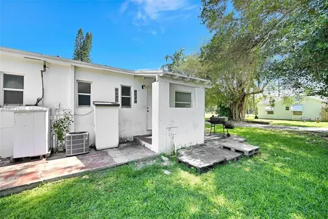 577 NW 90th Street El Portal FL 33150