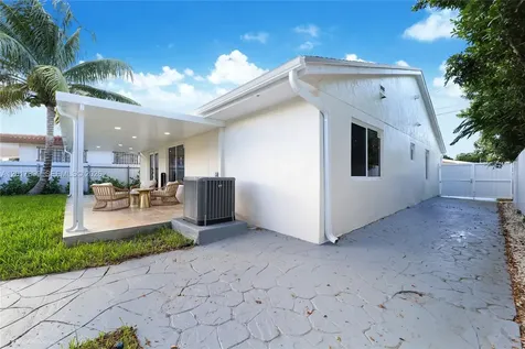4712 SW 2nd Terrace Miami FL 33134