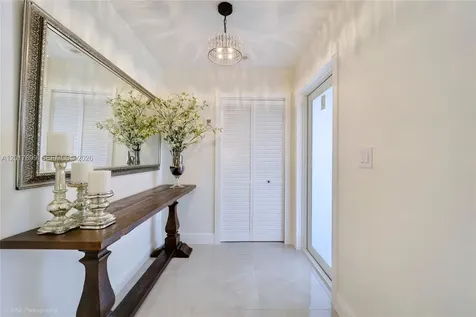 4712 SW 2nd Terrace Miami FL 33134