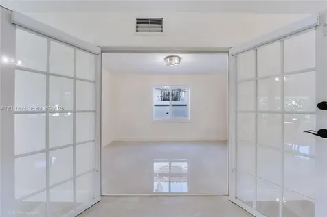 4712 SW 2nd Terrace Miami FL 33134