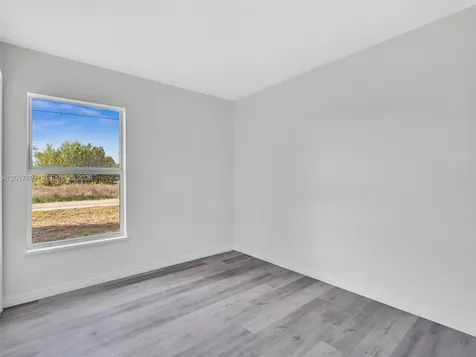 2401 E 11th Street Lehigh Acres FL 33936