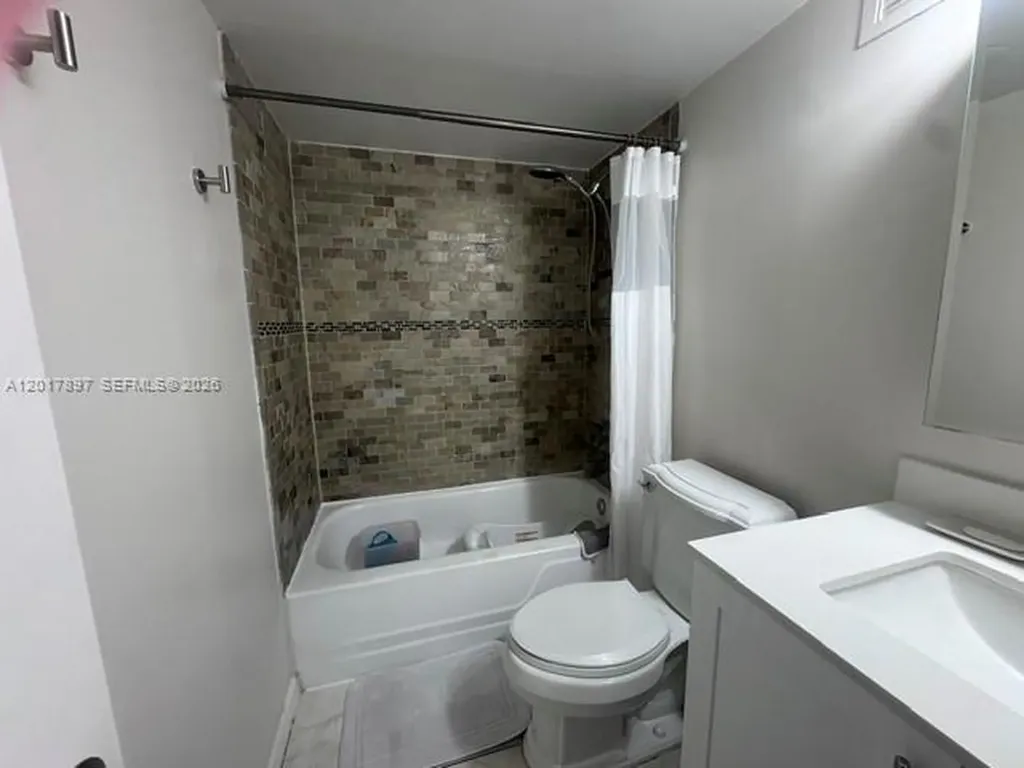 615 NE 12th Avenue Fort Lauderdale FL 33304