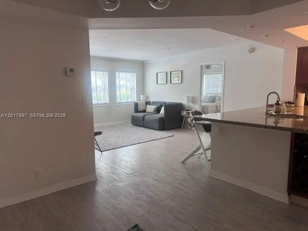 615 NE 12th Avenue Fort Lauderdale FL 33304