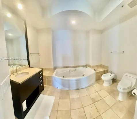 18201 Collins Avenue Sunny Isles Beach FL 33160