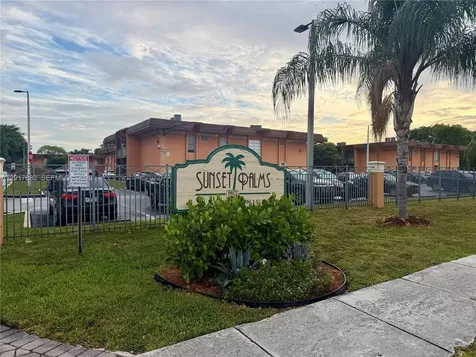 9429 SW 76th Street Miami FL 33173