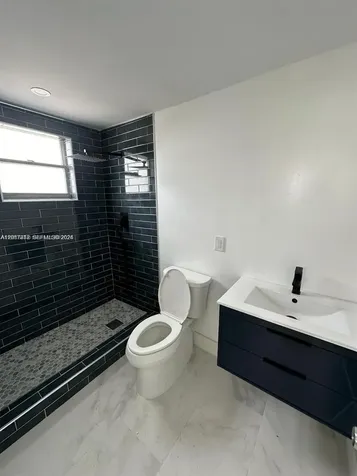 1100 NE 1st Court Hallandale Beach FL 33009