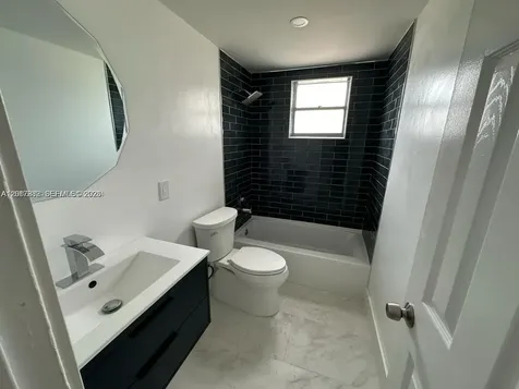 1100 NE 1st Court Hallandale Beach FL 33009