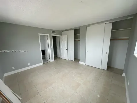 1100 NE 1st Court Hallandale Beach FL 33009