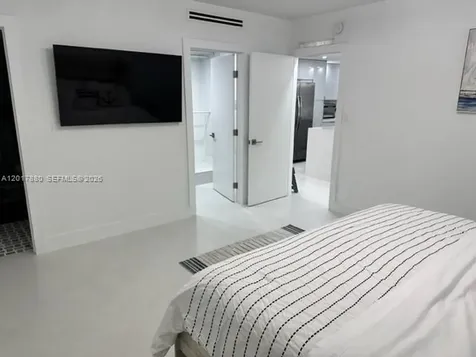5401 Collins Avenue Miami Beach FL 33140