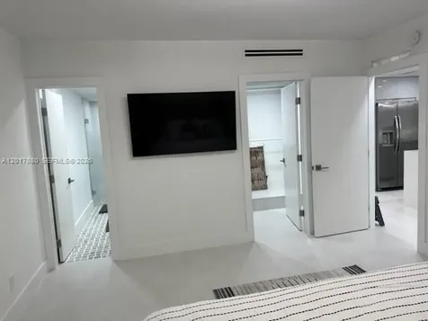 5401 Collins Avenue Miami Beach FL 33140