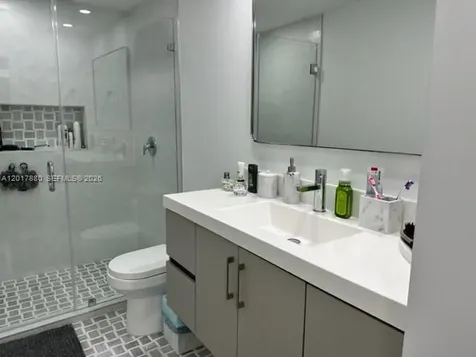 5401 Collins Avenue Miami Beach FL 33140