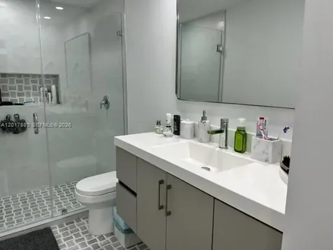 5401 Collins Avenue Miami Beach FL 33140