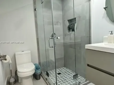 5401 Collins Avenue Miami Beach FL 33140