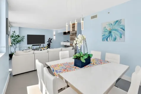244 Biscayne Boulevard Miami FL 33132