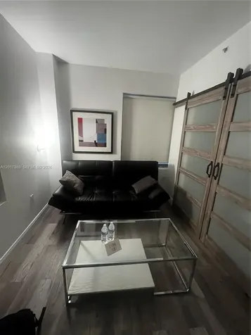 1036 Ocean Drive Miami Beach FL 33139