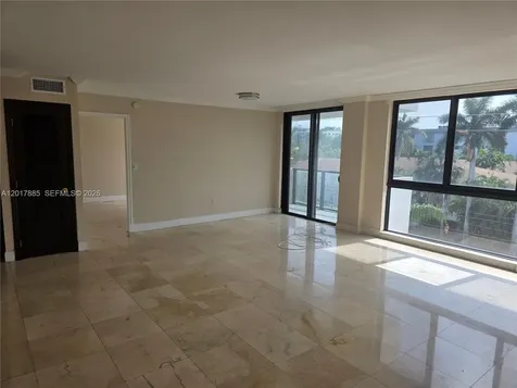 9800 W Bay Harbor Drive Bay Harbor Islands FL 33154