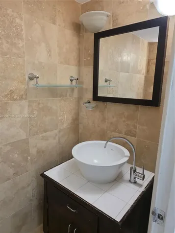 9800 W Bay Harbor Drive Bay Harbor Islands FL 33154
