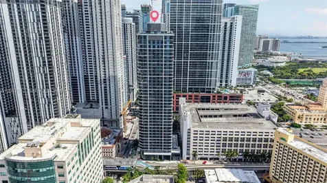 121 NE 5th Street Miami FL 33132