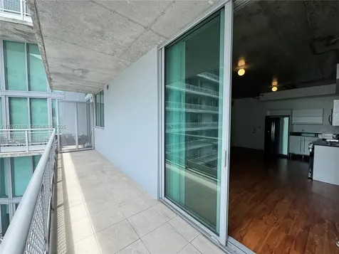690 SW 1st Court Miami FL 33130