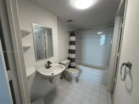 690 SW 1st Court Miami FL 33130