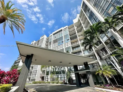 800 Parkview Drive Hallandale Beach FL 33009