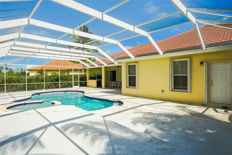 2575 Muirfield Terrace Homestead FL 33035
