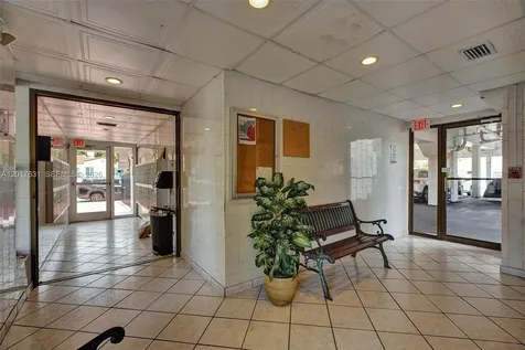 7850 Byron Avenue Miami Beach FL 33141
