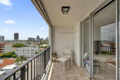 7850 Byron Avenue Miami Beach FL 33141