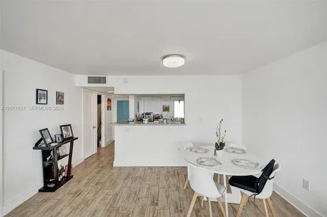 7850 Byron Avenue Miami Beach FL 33141