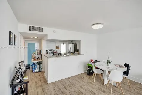 7850 Byron Avenue Miami Beach FL 33141