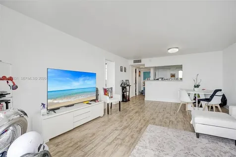 7850 Byron Avenue Miami Beach FL 33141