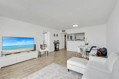7850 Byron Avenue Miami Beach FL 33141
