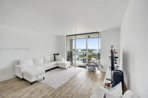 7850 Byron Avenue Miami Beach FL 33141